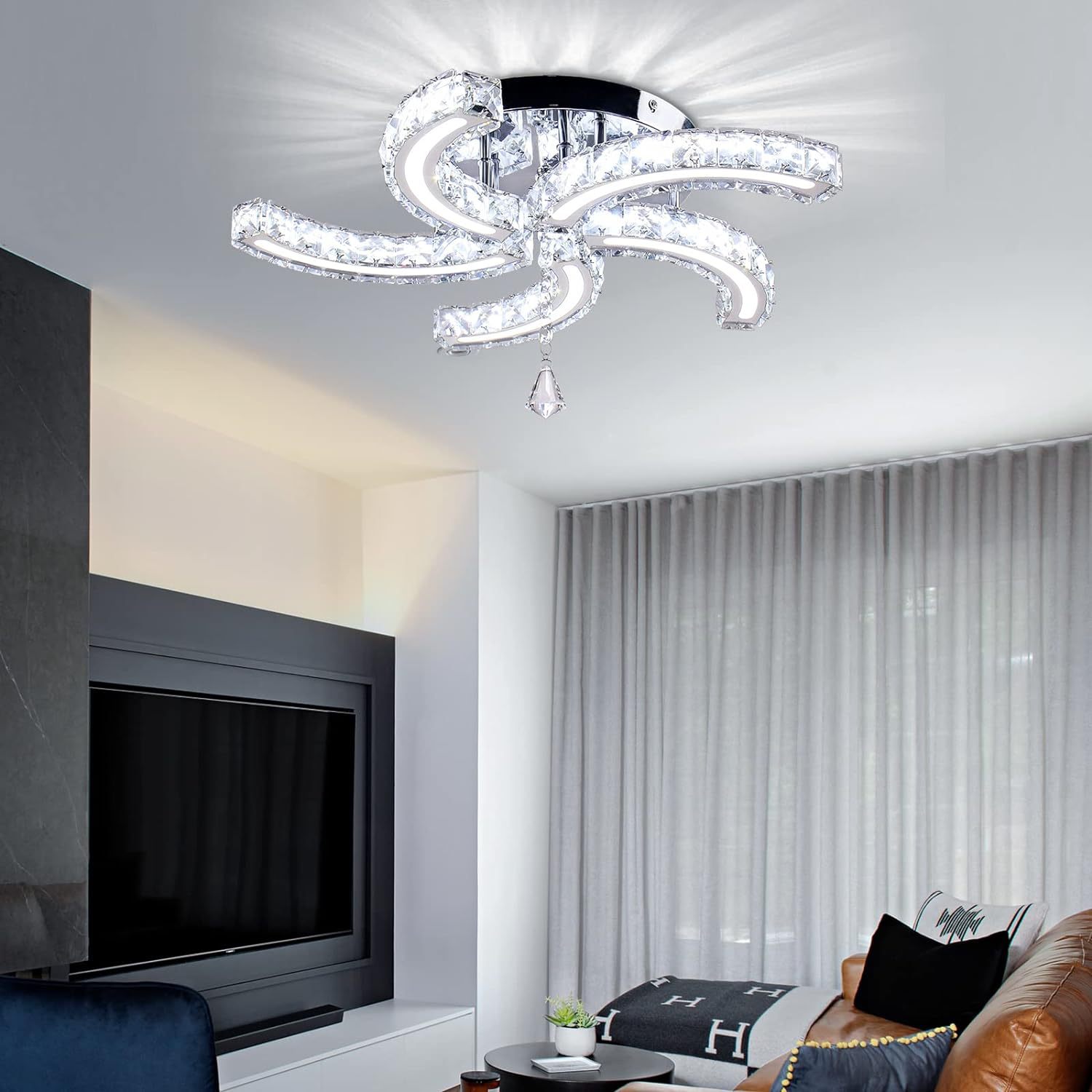 Modern Luxury Pendant Light Chandelier for Home Kitchen for Hotel and Restaurant Middle Sized Ceiling Installation